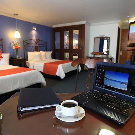 Hotel Ciros Pachuca Экстерьер фото
