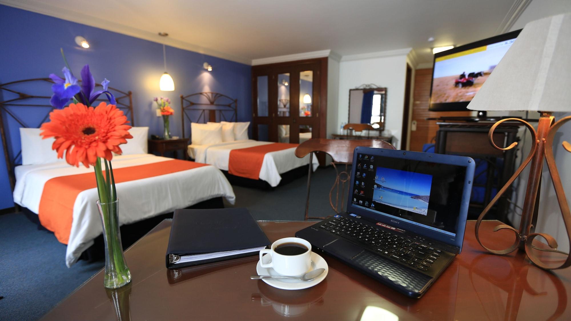 Hotel Ciros Pachuca Экстерьер фото